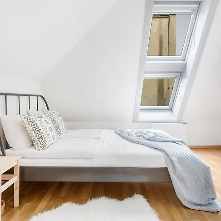 Leilighet Top Floor In Vibrant Location. Sg6 Bergen